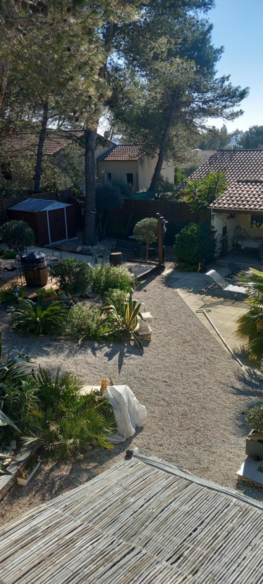Les Coronilles Bed & Breakfast Beaucaire  Exterior photo